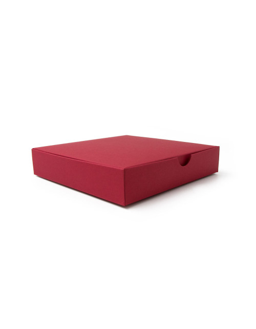 Коробка из красного декоративного картона