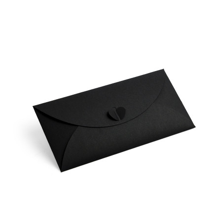 Black envelope with heart clasp | 220x110 mm | Superbox