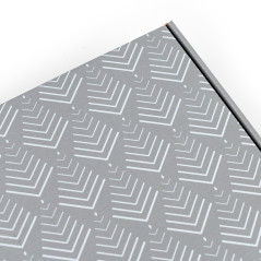 Серая рождественская подарочная коробка с рисунком елки, 305×215×85 мм