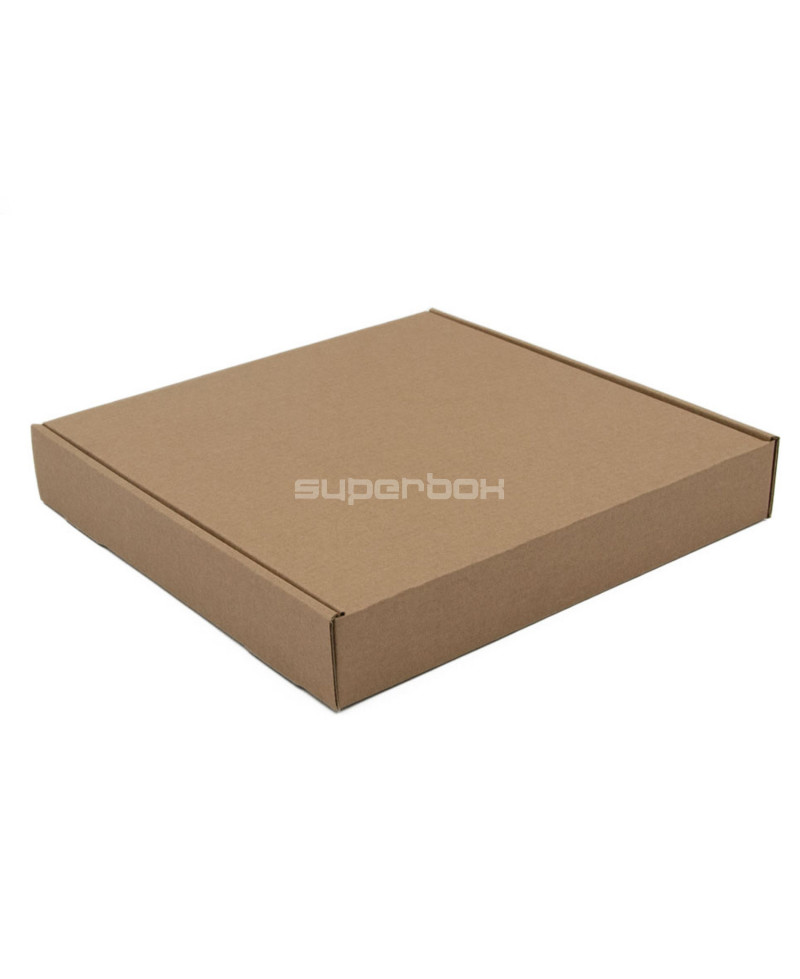 Плоская квадратная подарочная коробка коричневого цвета