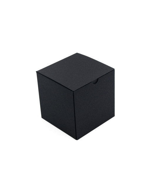 Черная коробка-куб