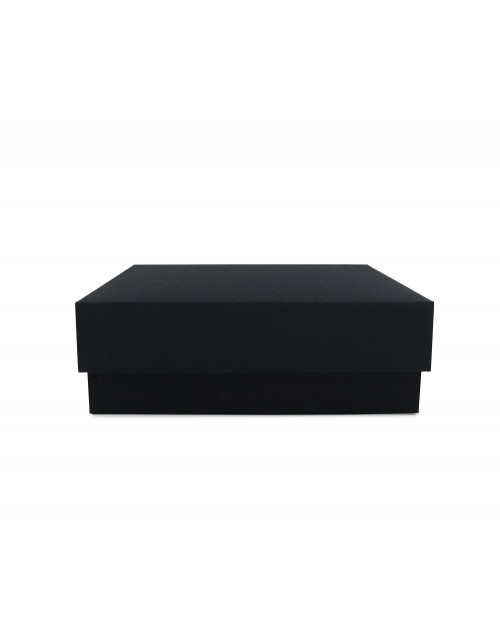 Плотная квадратная подарочная коробка черного цвета