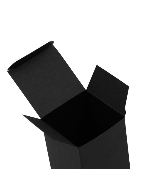 Musta värvi kitsas karp