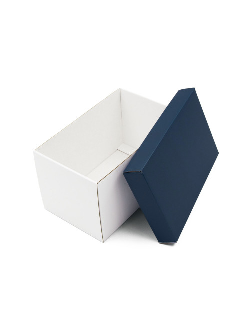 Глубокая картонная коробка с синей крышкой