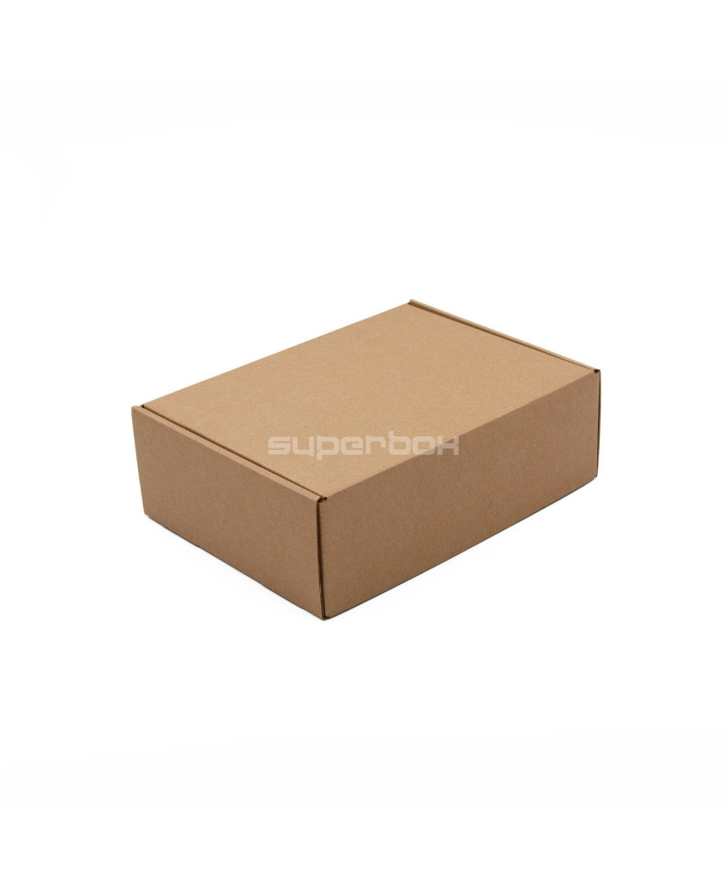 Коричневая коробка формата A5