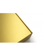 Коробка цвета золотой металлик, размер А4