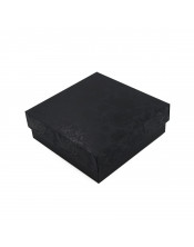 Квадратная подарочная коробка черного цвета