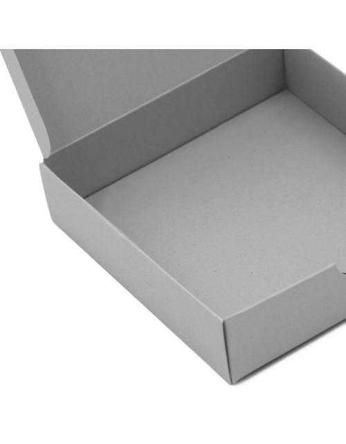 Квадратная подарочная коробочка из серого декоративного картона