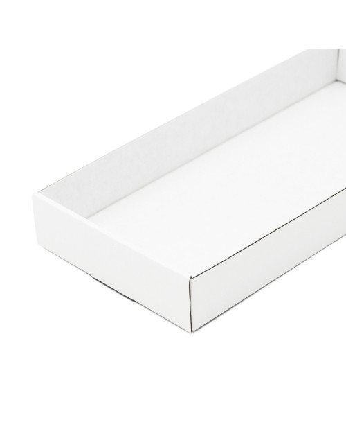 Белый широкий лоток для упаковки подарочных наборов длиной 23 см