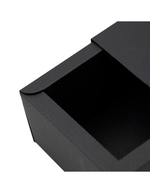 Черная коробка с рукавом для упаковки одной банки