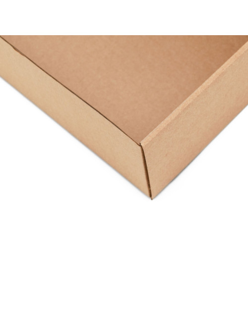 Коробка из гофрированного картона коричневого цвета