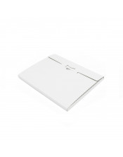 Белый конверт формата А4 из гофрокартона высотой 1,2 см