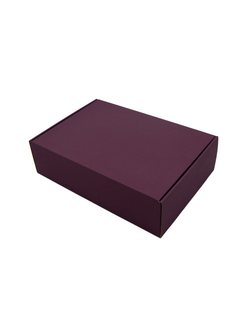 Вишневая красная подарочная коробка формата А4