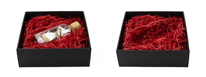 Gift wrapping with soft paper shavings