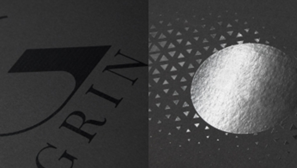 Черная печать и УФ-лакирование на черных коробках. Примеры печати